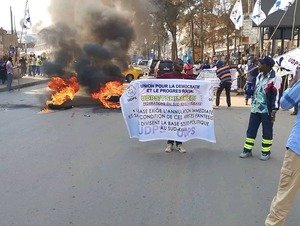 ENFIN LE CABINET EST LÀ ! IL EST MAJORITAIREMENT BICOLORE