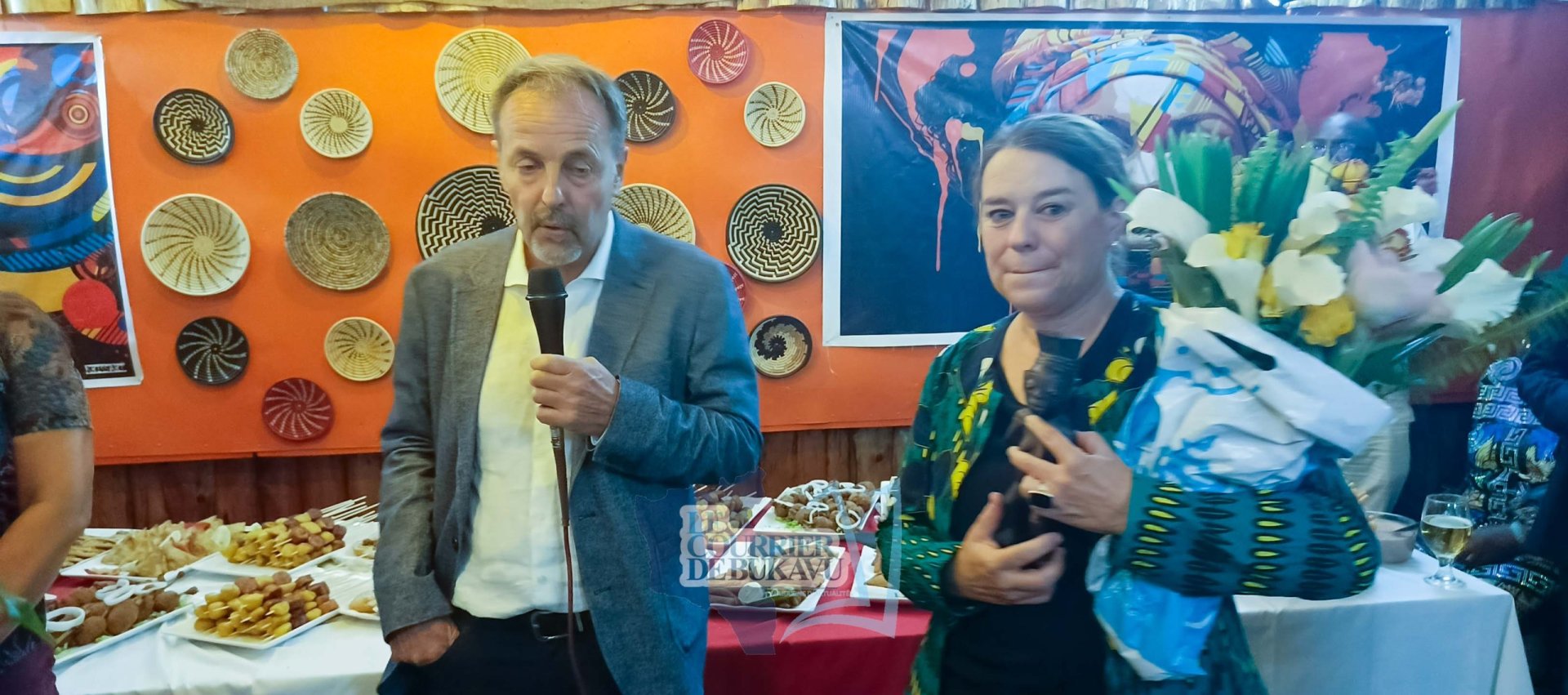 PASSAGE DE TEMOIN A LA DDC-BUKAVU, Madame DENISE S&rsquo;EN VA Monsieur THOMAS ARRIVE