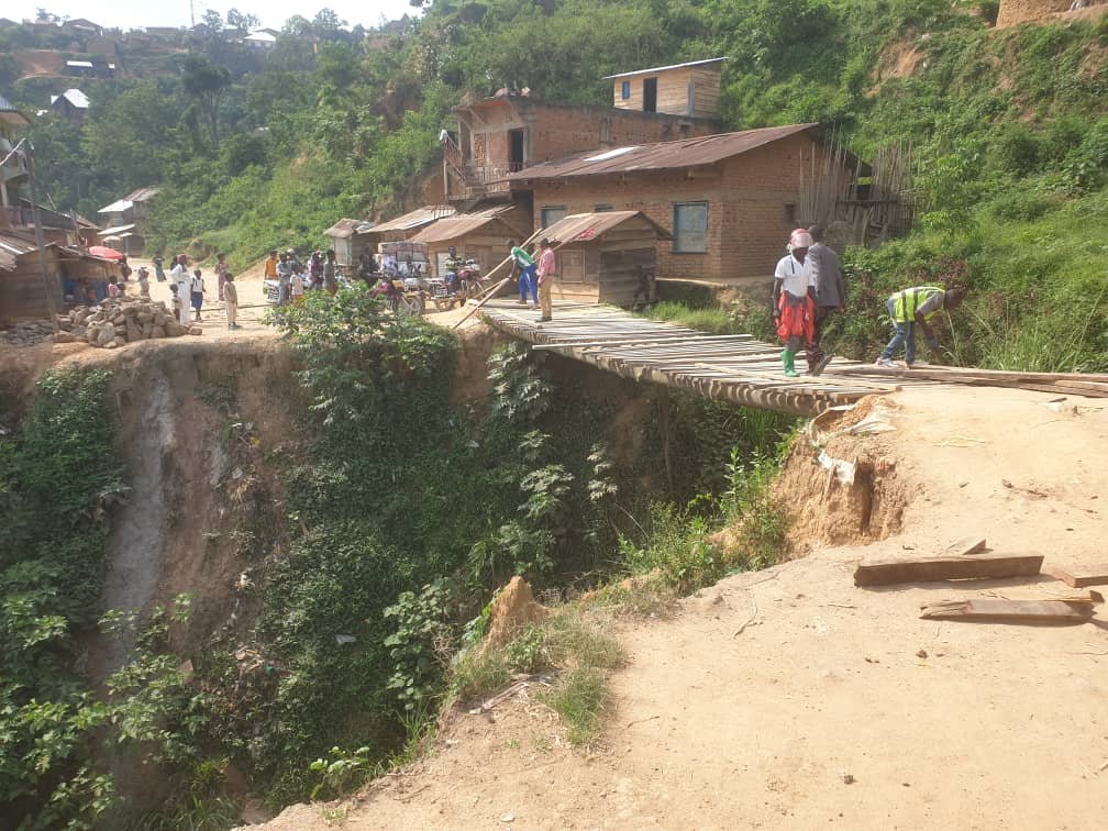 RDC/INFRASTRUCTURES: Sur les routes de l&rsquo;impossible dans le Sud-Kivu profond