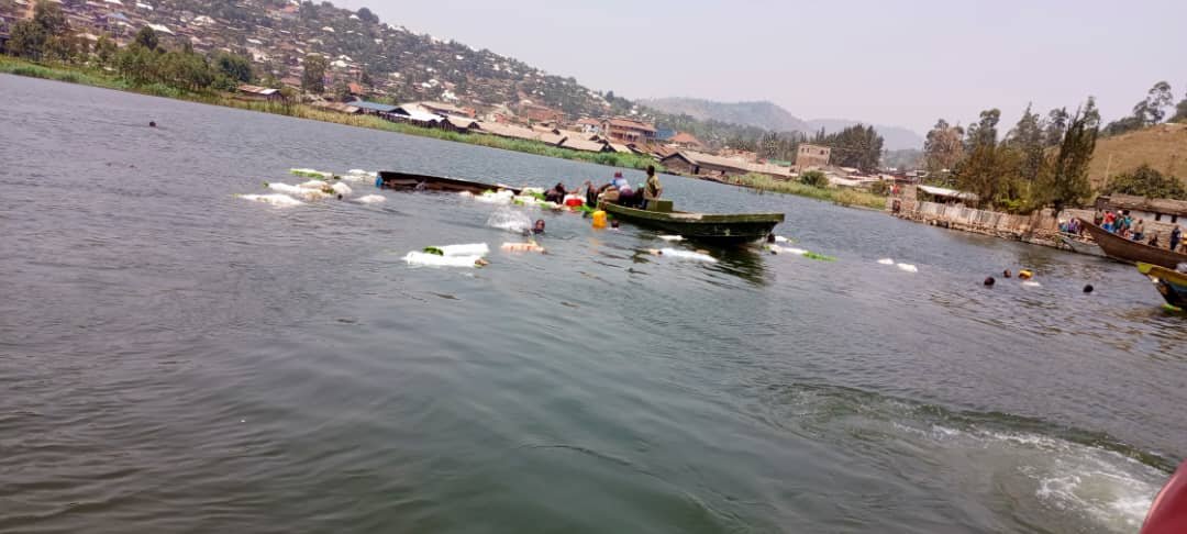 Naufrage d&rsquo;une pirogue motorisée : grâce au respect du port de gilet de sauvetage, des passagers échappent au pire