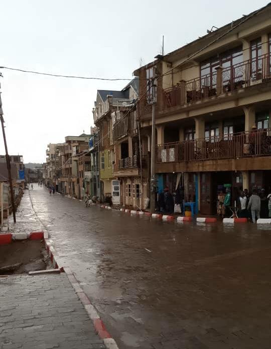 Bukavu : inauguration des routes secondaires pavées grâce au Fonds social de la république