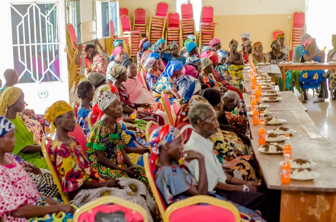 Sud-kivu : Des personnes de troisième âge, bénéficient des repas de solidarité à Uvira
