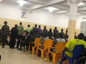 Justice militaire à Uvira : 98 éléments Fardc, déférés devant le tribunal pour fuite devant l&rsquo;ennemi