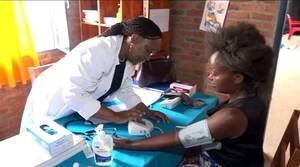 Santé : Des députés nationaux médecins de la RDC au Burundi pour des consultations bénévoles des réfugiés congolais