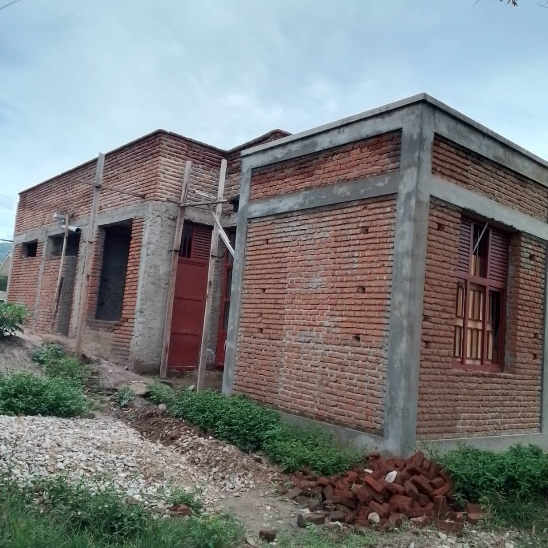 Fizi/Baraka: Arrêt des travaux de construction de la salle polyvalente, les jeunes s&rsquo;en inquiètent