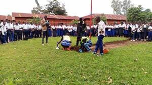 Kamanyola : le Lycée Kamanyola s’engage pour la protection de l’environnement