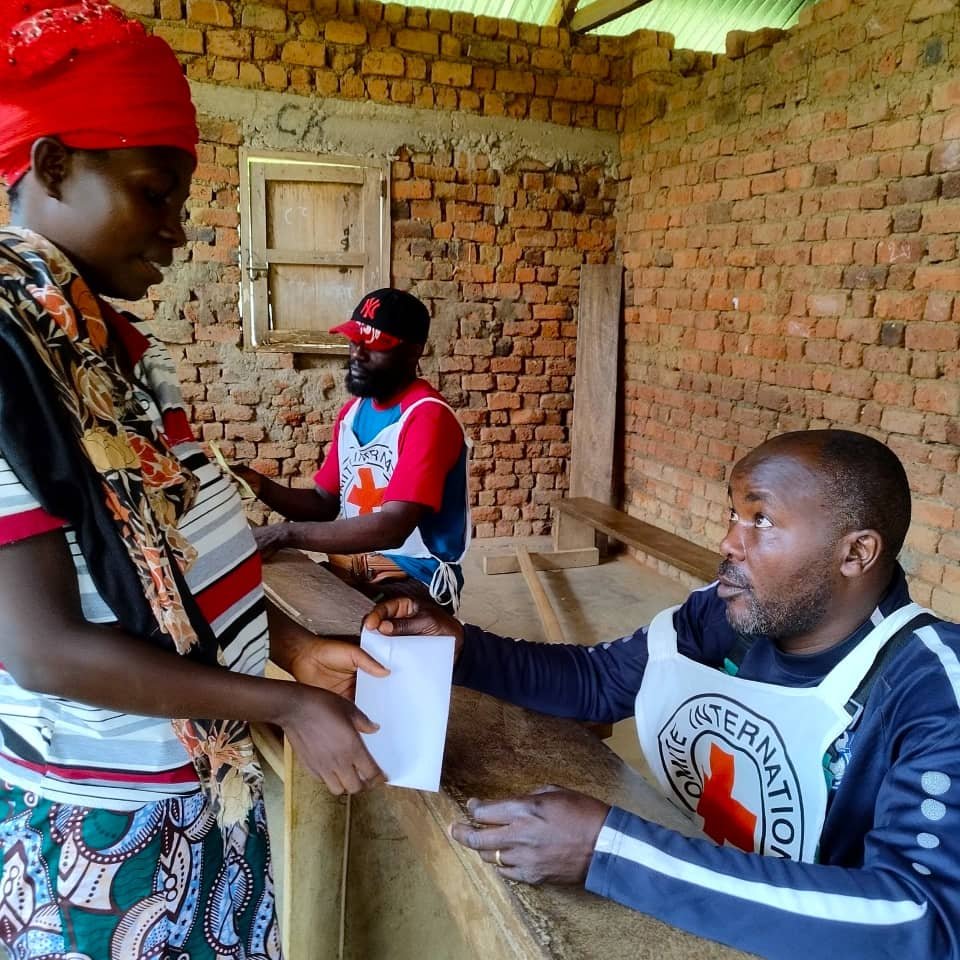 Kalehe : 7600 ménages des déplacés à Bunyakiri reçoivent chacun une assistance des 116 $ de la part du CICR