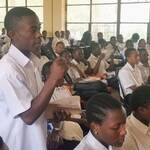 Bukavu : Des Élèves de l’Institut d’Ibanda sensibilisés à la gestion des déchets et à la protection de l’environnement