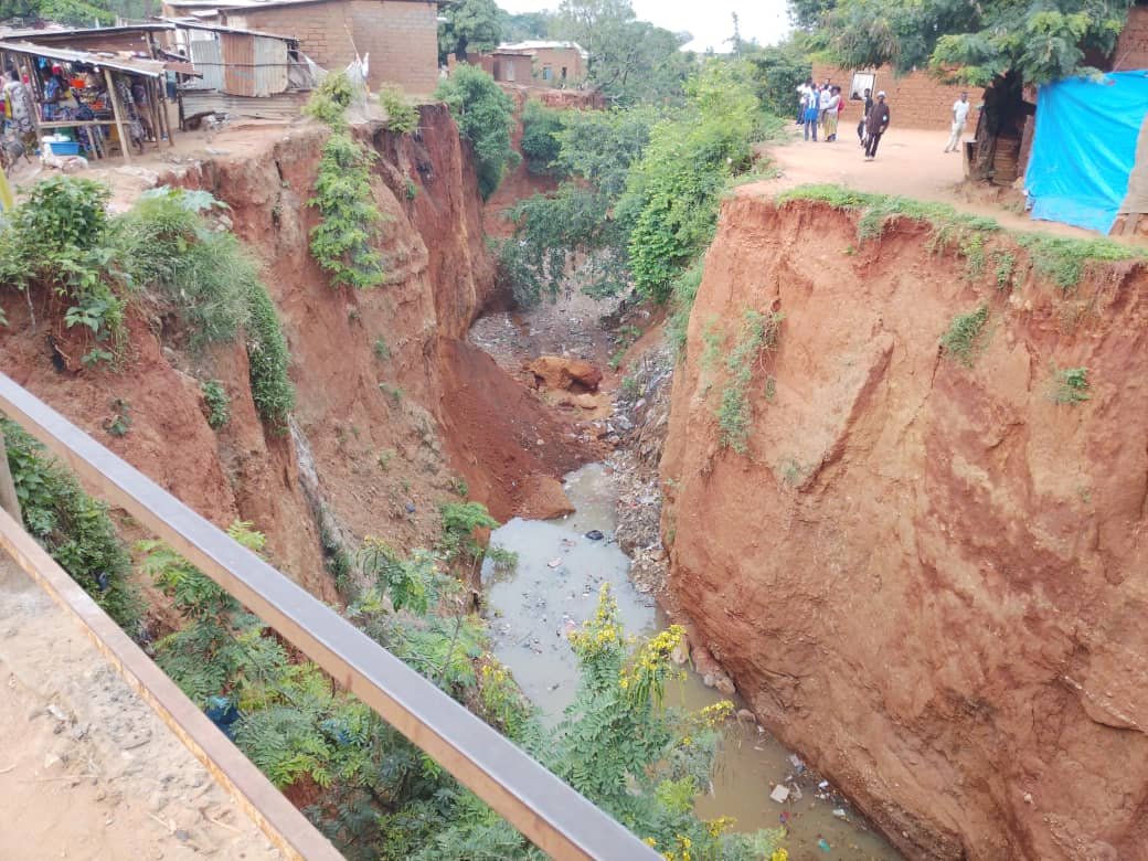 Uvira : un enfant grièvement touché après un éboulement de terre au ravin Kabindula