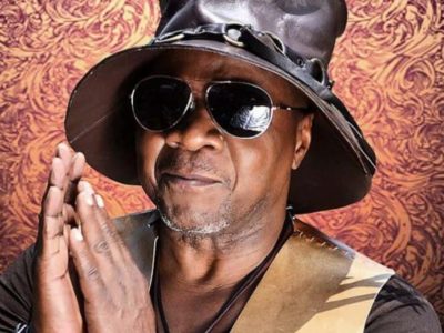 Culture : Dix ans déjà depuis la chute de l&rsquo;artiste congolais Papa Wemba sur la scène d&rsquo;Abidjan (souvenirs)