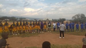 Kamanyola : L’Institut Saint Jean s’impose face à l’Institut Kayange lors d’un match amical de clôture de l’année scolaire