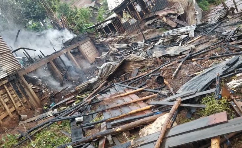 Sud-Kivu : Deux enfants périssent dans un violent incendie à Mudusa, plusieurs habitations réduites en cendres