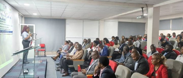 Leadership, communication stratégique et débat éducatif : SYMUF et ses partenaires renforcent les capacités des leaders et des jeunes au Malawi à travers une MasterClass organisée à UNICAF University / Lilongwe.