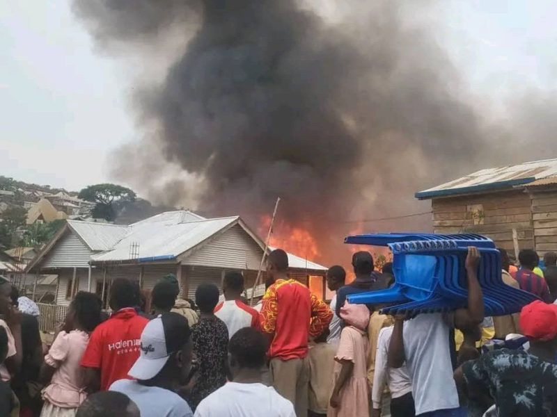 Bukavu : Un violent incendie ravage plus de dix habitations à Nyalukemba, la société civile appelle à une aide d’urgence