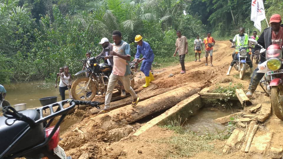 Shabunda : La réhabilitation de la route Shabunda–Mungembe officiellement lancée dans un élan de mobilisation communautaire