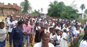 Shabunda : inauguration d’une nouvelle église et consécration de 302 serviteurs de la communauté « Centre Viens et Vois »