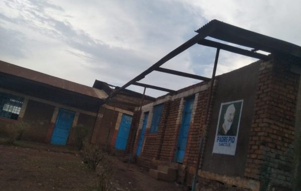 Kabare : Une forte pluie endommage les toitures de deux établissements scolaires à mudusa