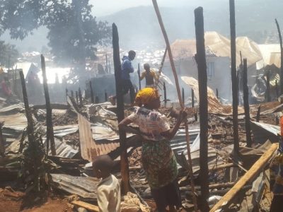 Kabare : Sept maisons réduites en cendres dans un incendie à Kabungo, neuf familles sinistrées